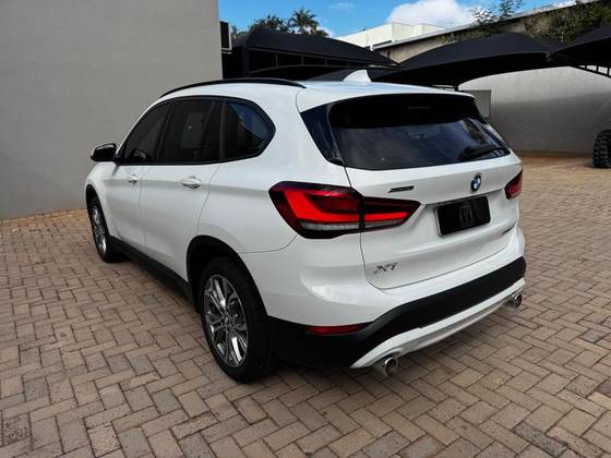 BMW X1 2.0 16V TURBO ACTIVEFLEX SDRIVE20I 4P AUTOMÁTICO